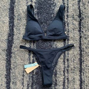 NWT Navy Blue V-Neck Cupshe Bikini